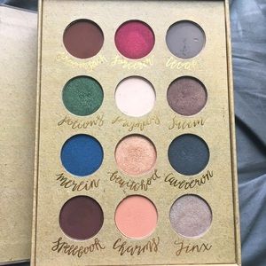 🕯 Storybook Cosmetics Wizardry & Witchcraft Eyeshadow Palette 🕯